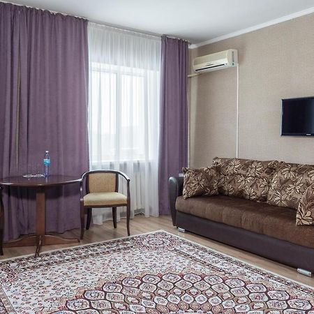 Azamat Hotel Astana Eksteriør billede